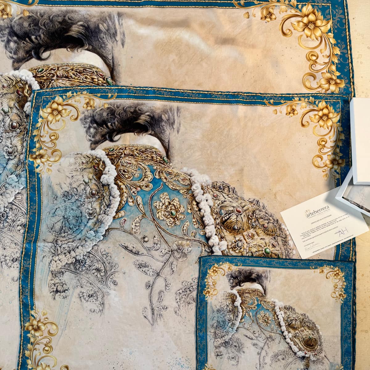 poañuelo taurino seda azul herrera